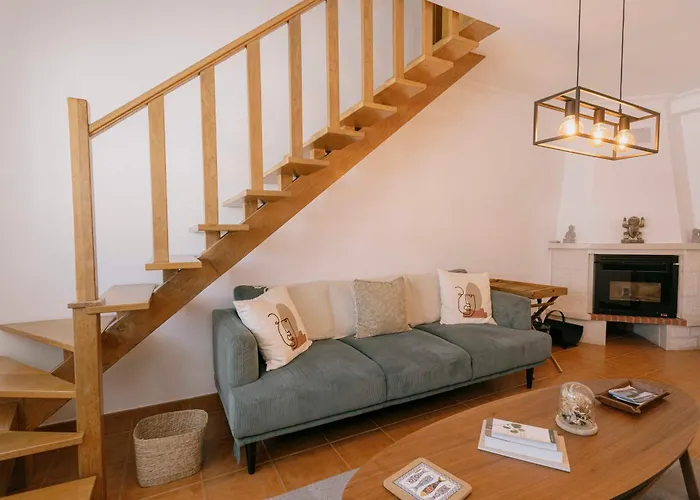 63 - Anjara Пениши